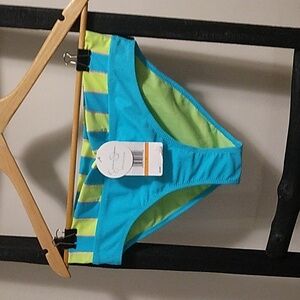 Jessica Simpson Bikini Bottoms NWT Retails $48